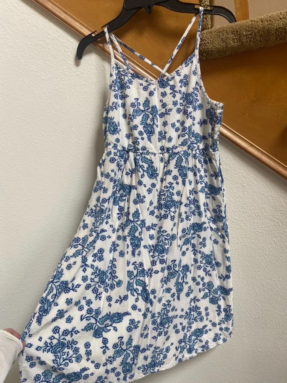 NWOT Old Navy Kids Blue/White Floral Sundress, sz XL (14)